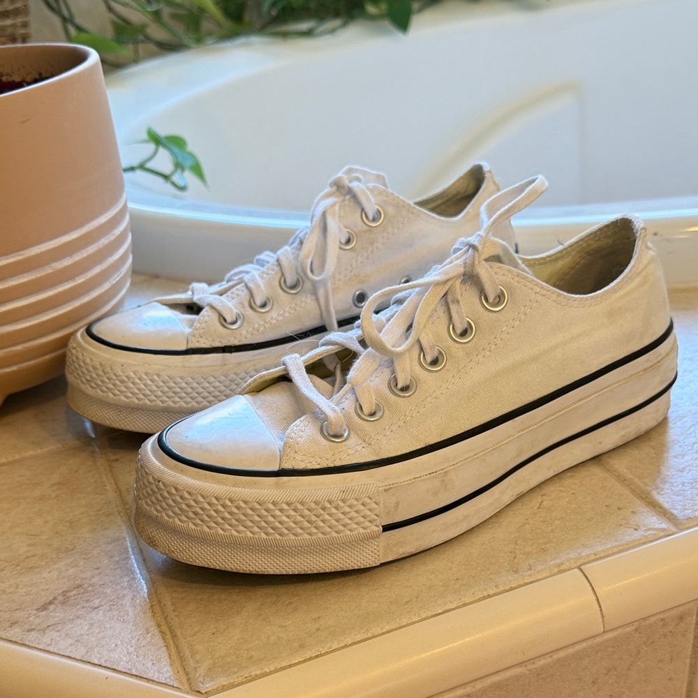 Women’s White Platform Converse
